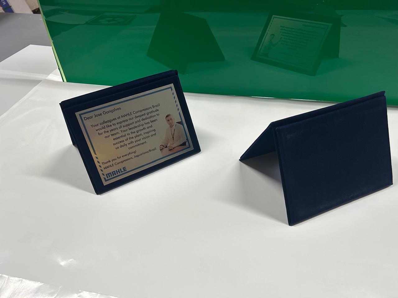 Placa em Aco Inox escovado